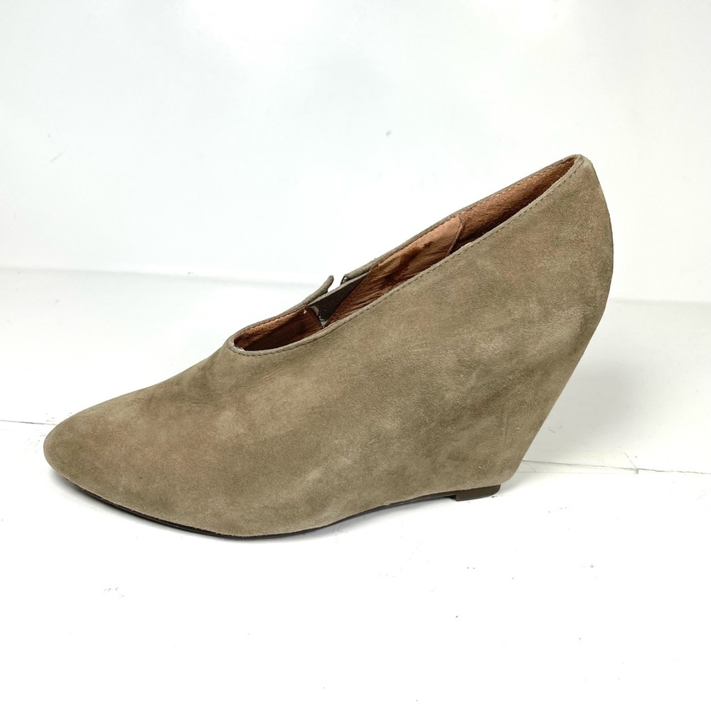 Jeffrey Campbell Keebler Wedge Booties Womens Size 7.5M Brown Suede.